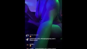 Girl Twerking at a Strip Club on Instagram Live