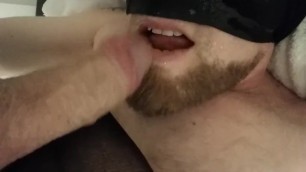 WILD AND SEXY SELFSUCKER EATING HIS OWN CUM!