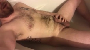 Kinky Kik Hairy Bi Mate Pisses on himself in Tub