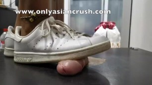 Filipina Crushing with Dirty Stan Smith PREVIEW